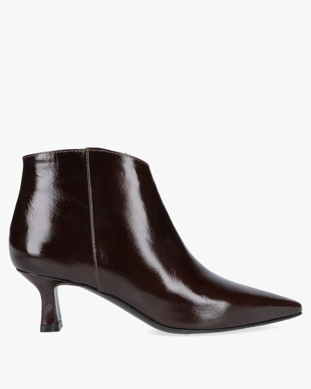 SC011 Heeled ankle boots