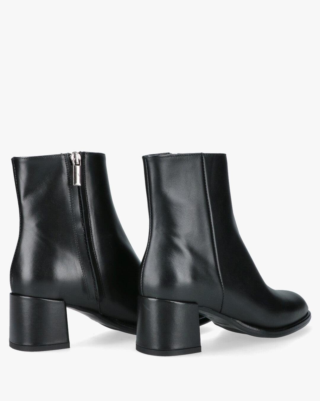 R3216 Stivaletti con tacco