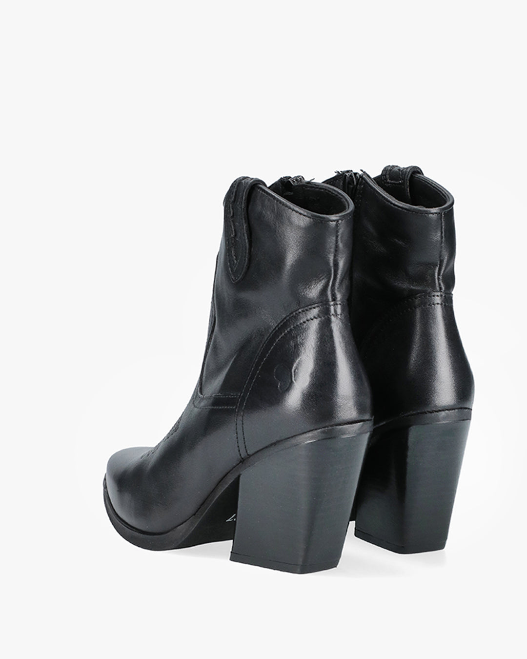 C905 Stivaletti con tacco