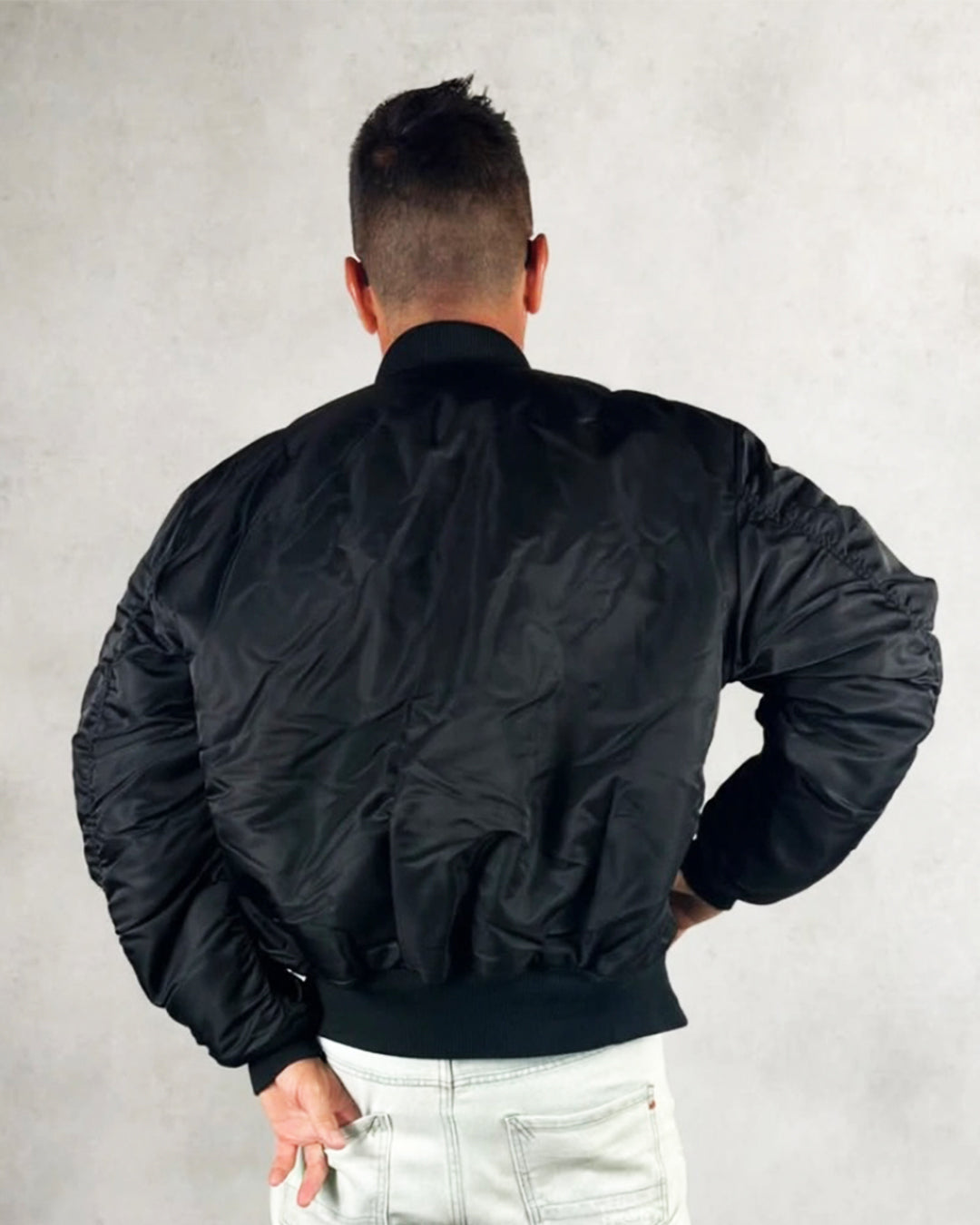 MA-1 HERITAGE BOMBER Bomber