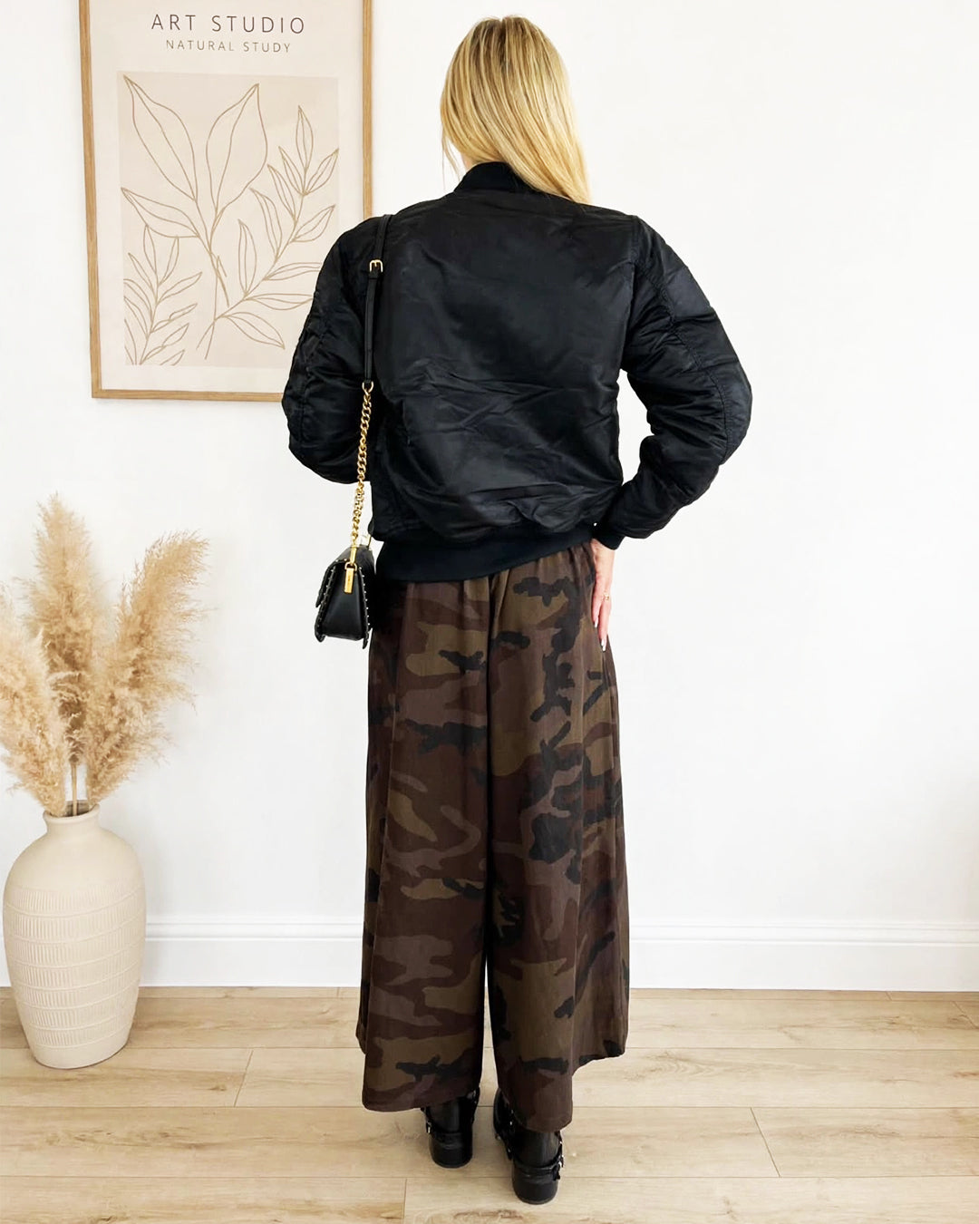 MA-1 HERITAGE BOMBER Bomber