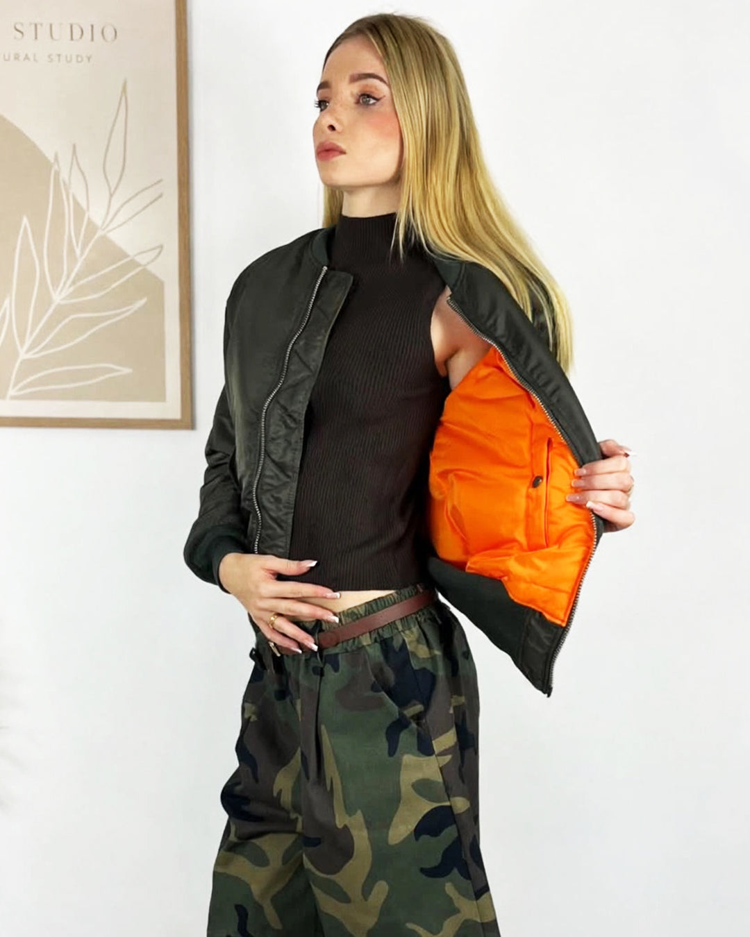 MA-1 HERITAGE BOMBER Bomber