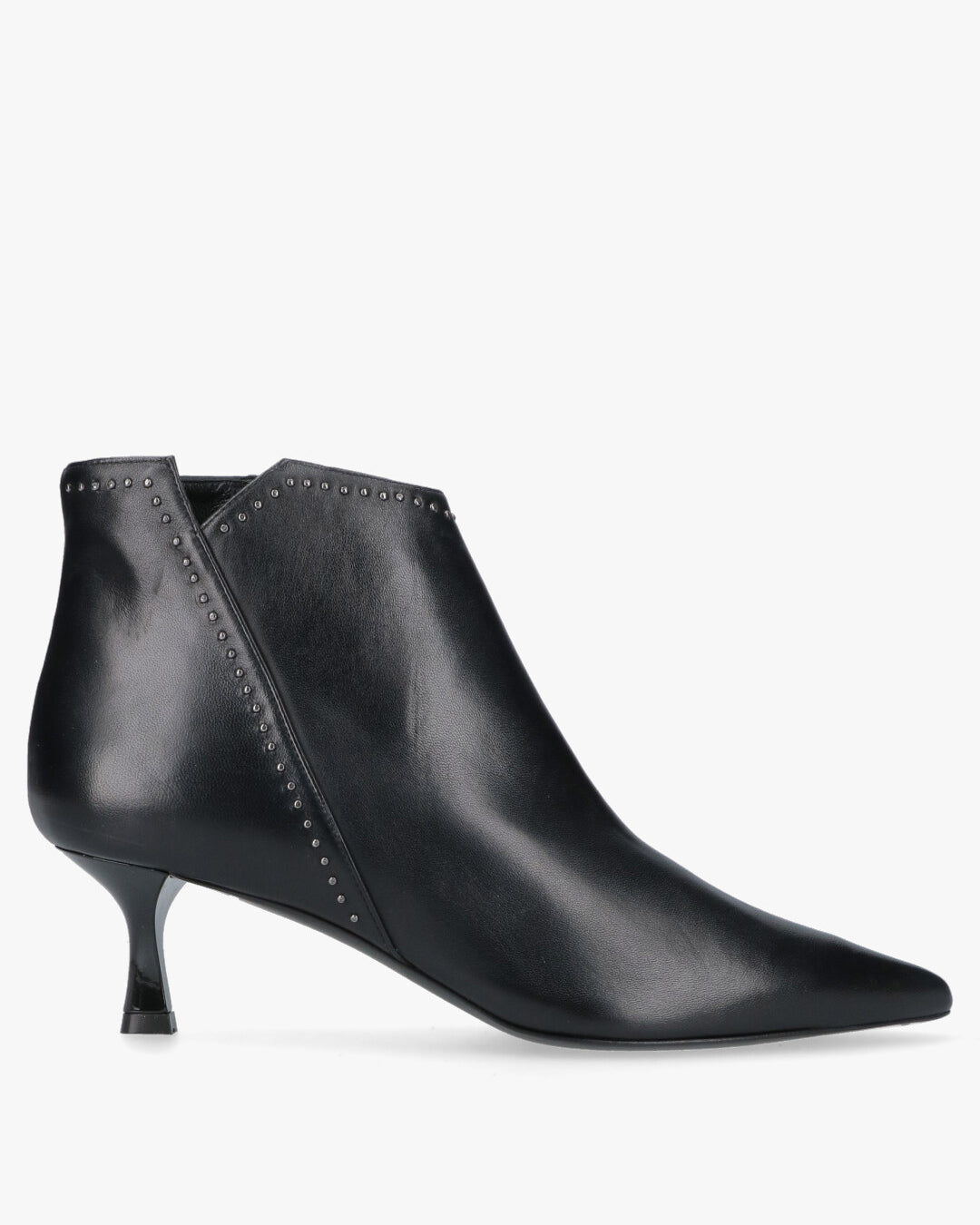 W200 Heeled Ankle Boots