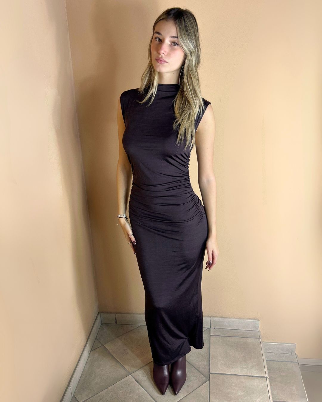 ABITO LUNGO ARRICCIATO