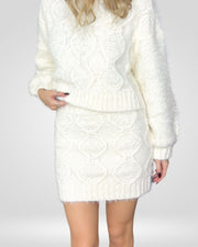 KNITTED SKIRT