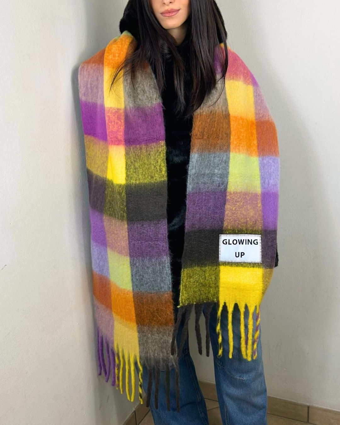 GLOWING UP SCARF