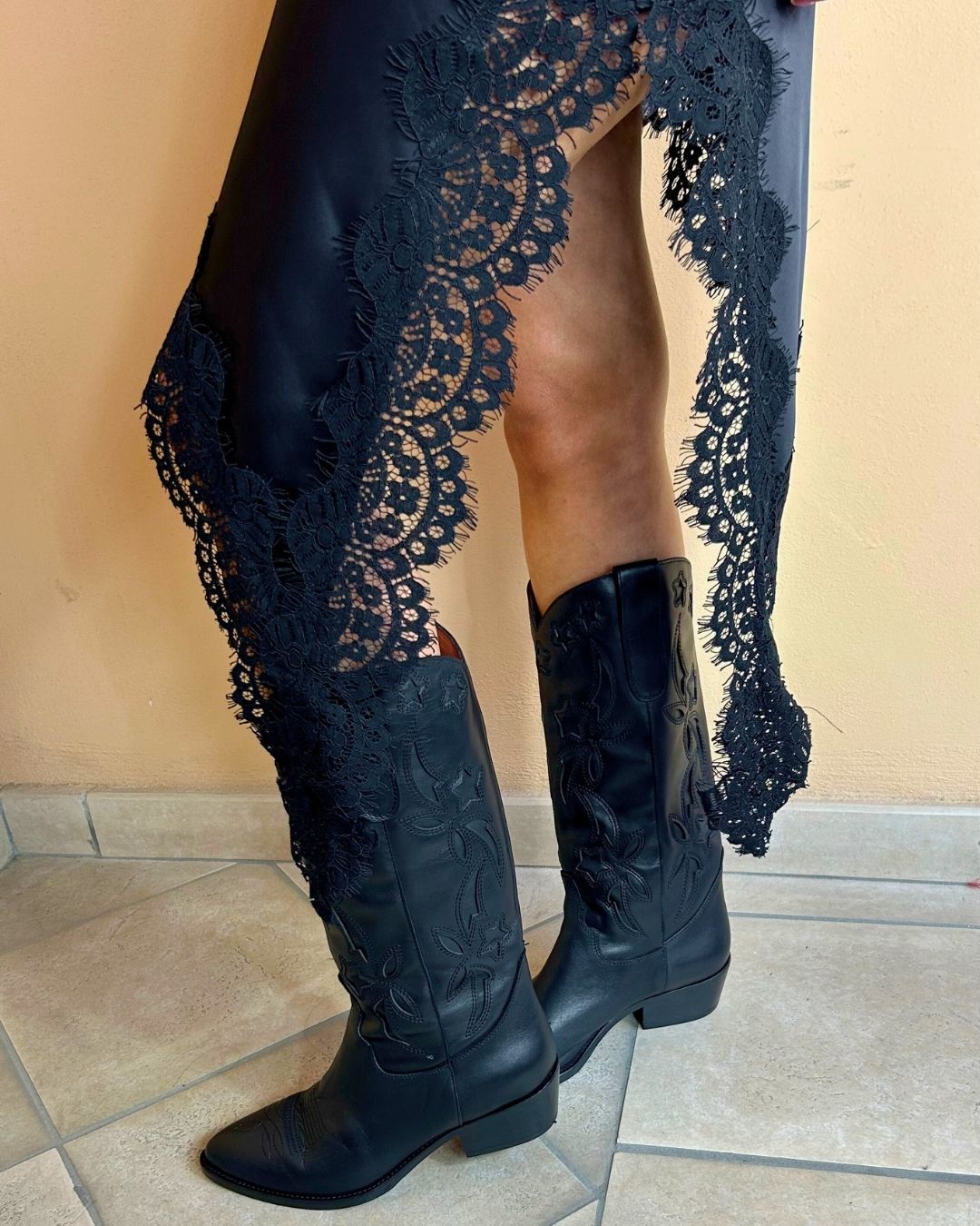 ASYMMETRIC SKIRT