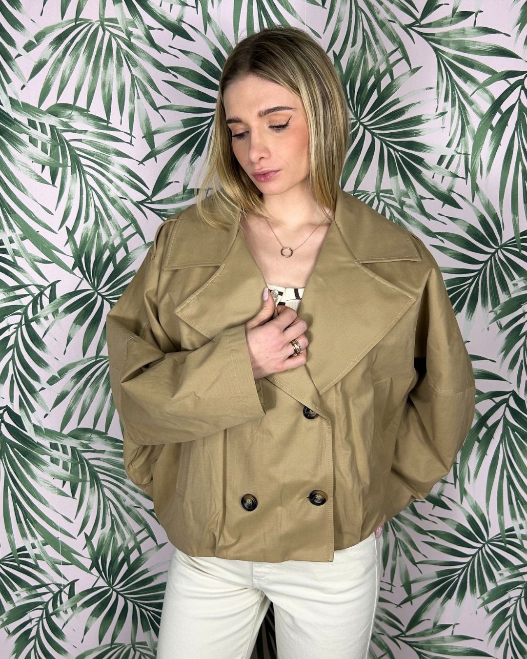 TRENCH CORTO Trench Corto