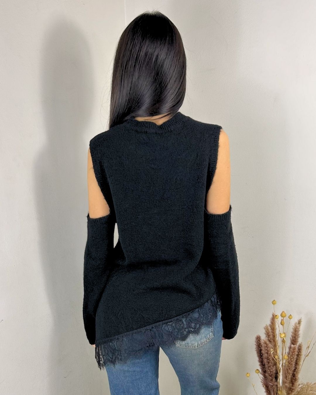 MAGLIA CUT OUT PIZZO