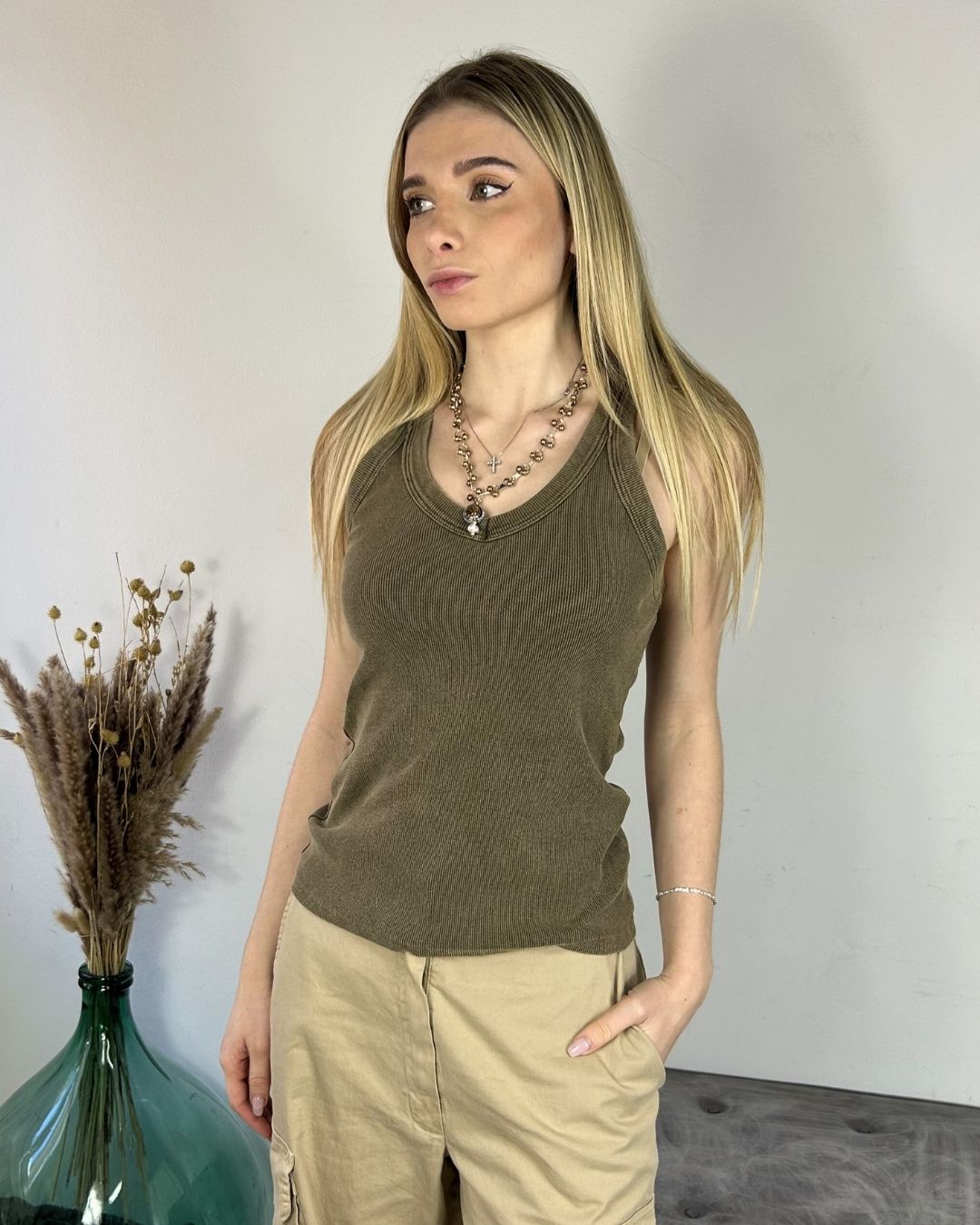 MARBLED V-NECK TANK TOP