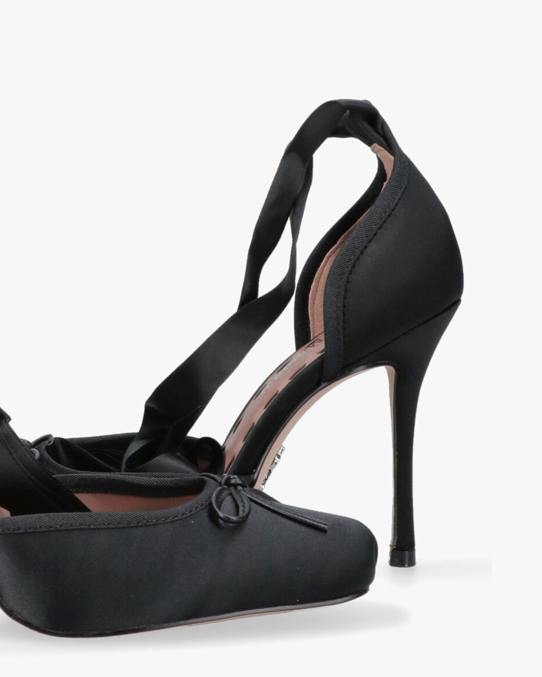 LARINA SATIN Decollette Mary Jane