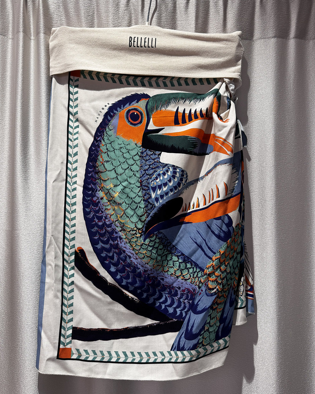 PAREO FOULARD TUCANO Gonne Corte